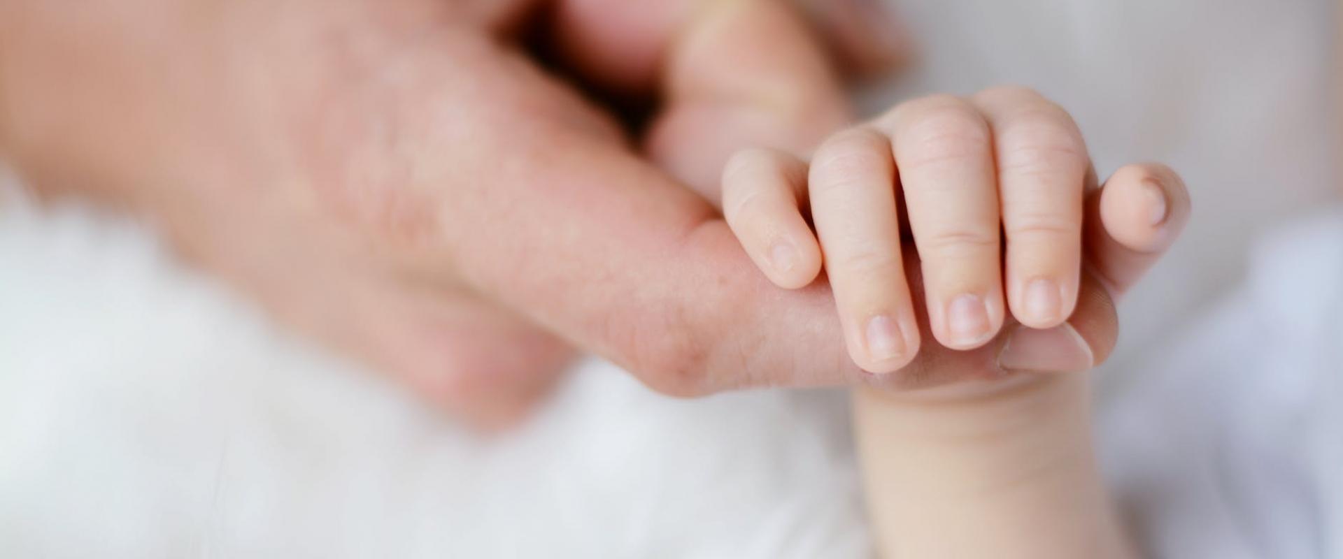 Let's Find out the Benefits of Baby Massage